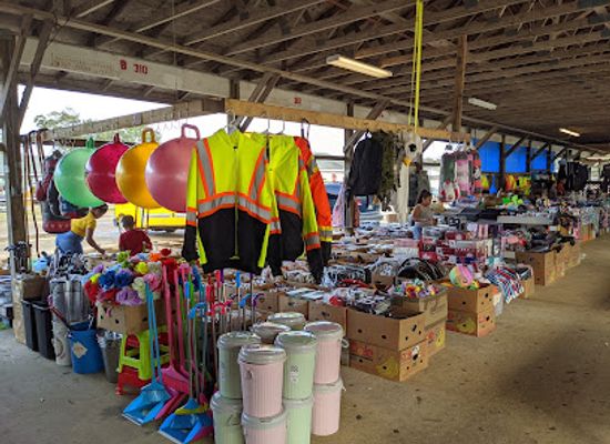 florida/pensacola/shop/t-w-flea-market
