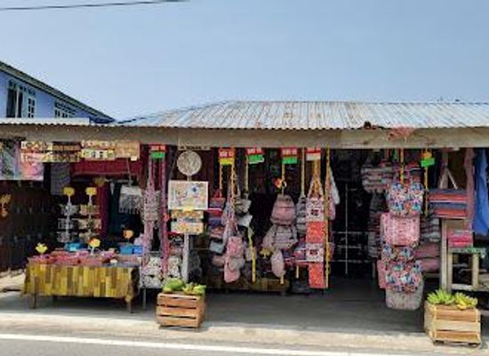 malaysia/sarawak/shop/serikin-weekend-street-market