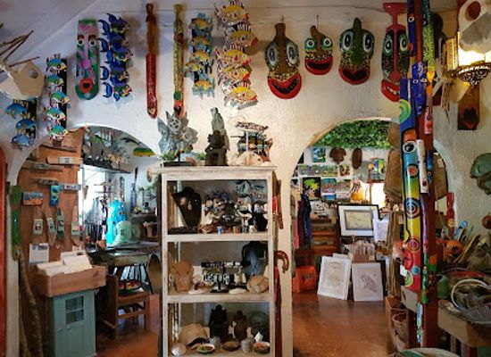antigua-and-barbuda/saint-george/shop/zemi-art-gallery