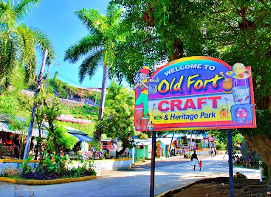 jamaica/martha-brae-river-valley/shop/montego-bay-old-fort-craft-market