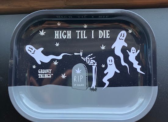 minnesota/ely/shop/stinky-petes-tiny-weed-shop