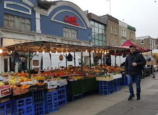 united-kingdom/london/shop/portobello-road-market