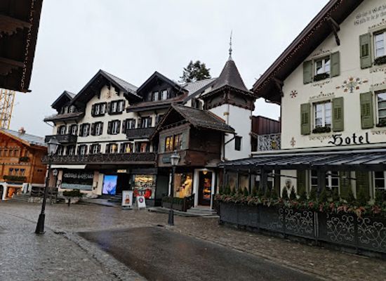 switzerland/gstaad/shop/louis-vuitton-gstaad