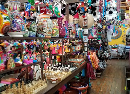 michigan/detroit/shop/xochi-s-gift-shop
