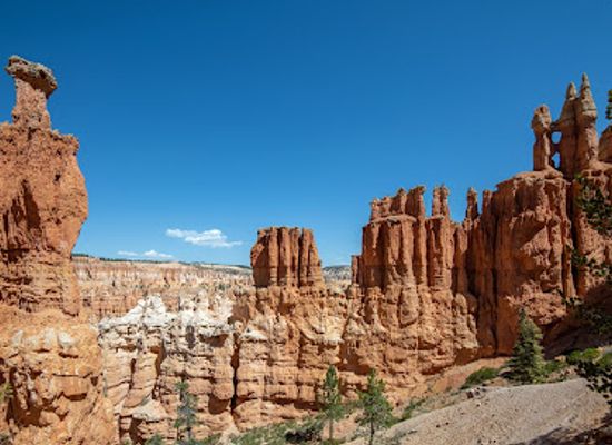utah/bryce-canyon-national-park/shop/peekaboo-loop-hat-shop-and-under-the-rim-trail-trailhead