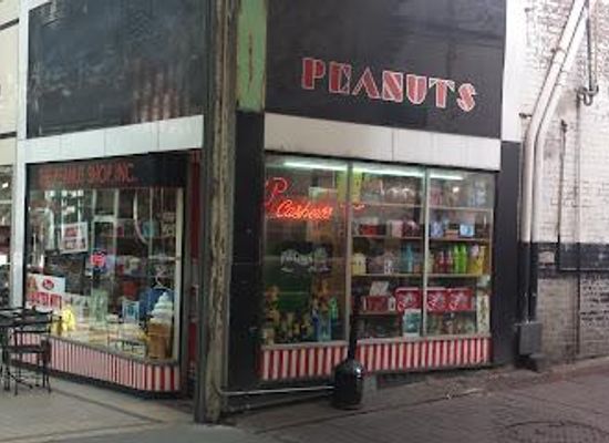 tennessee/northern-middle-tennessee/shop/the-peanut-shop