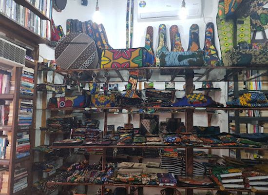 tanzania/stone-town/old-fort/shop/aromas-of-zanzibar