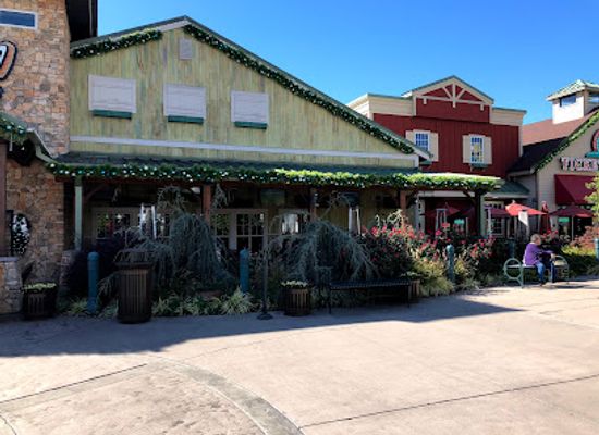 tennessee/great-smoky-mountains/shop/the-island-trading-post