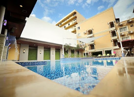 philippines/calaguas-island/shop/villa-caceres-hotel