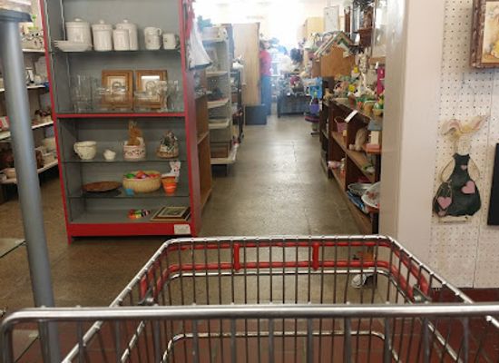 south-dakota/watertown/shop/gsi-thrift