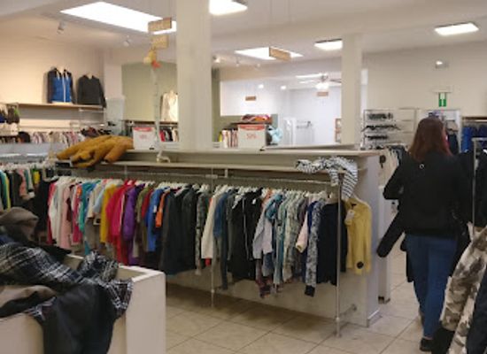 belgium/brussels/schaerbeek/shop/spullenhulp