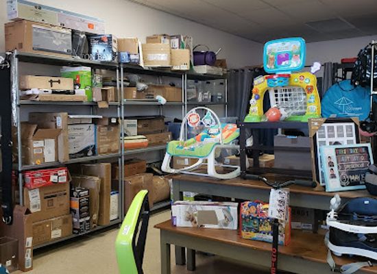 missouri/ha-ha-tonka-state-park/shop/fat-patty-s-discounts-and-overstocks