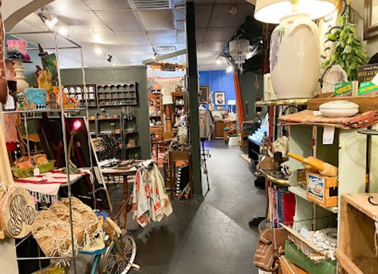 oklahoma/oklahoma-city-metropolitan-area/shop/antique-store-room-3-vintage-a-vintage-mall