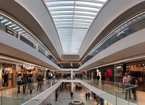 kosovo/lab/shop/albi-mall