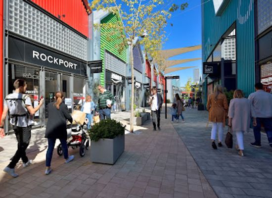 spain/zaragoza/universidad/shop/la-torre-outlet-zaragoza
