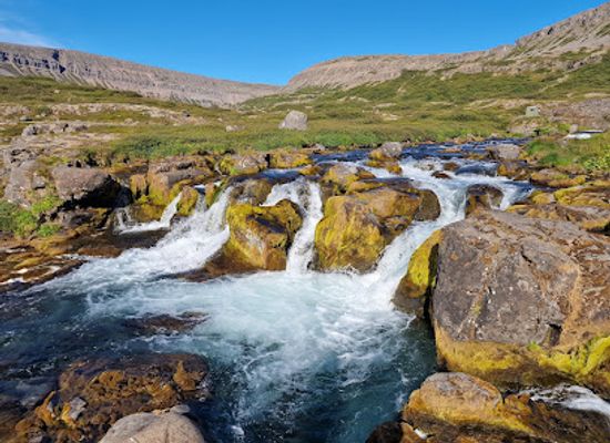 iceland/dynjandi-waterfall/shop/hundafoss