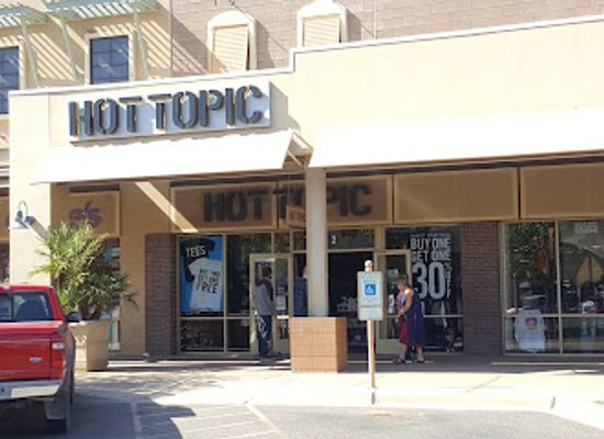 arizona/yuma/shop/hot-topic