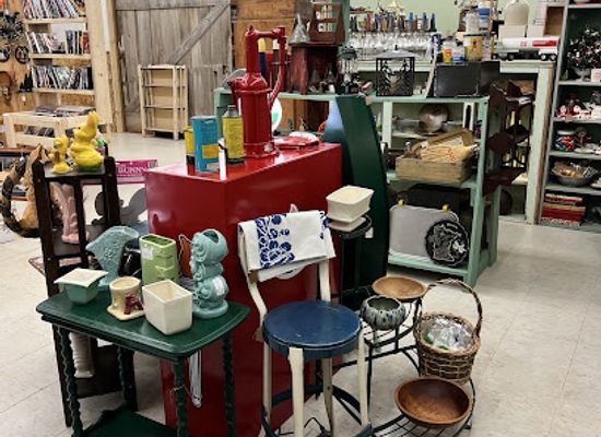 minnesota/mille-lacs-lake/shop/hallett-antique-mall-llc