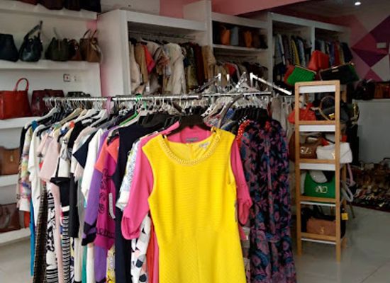 ghana/akyem/shop/uniq-kleidung-mallam-branch