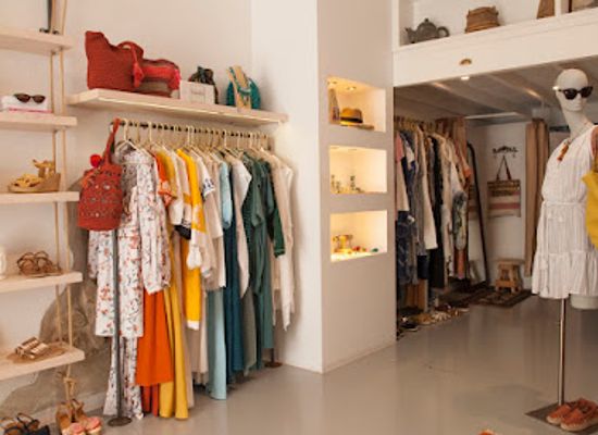 greece/cyclades/shop/mina-s-closet