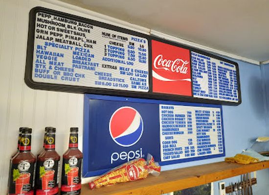 maine/penobscot-county/shop/mandy-s-country-store
