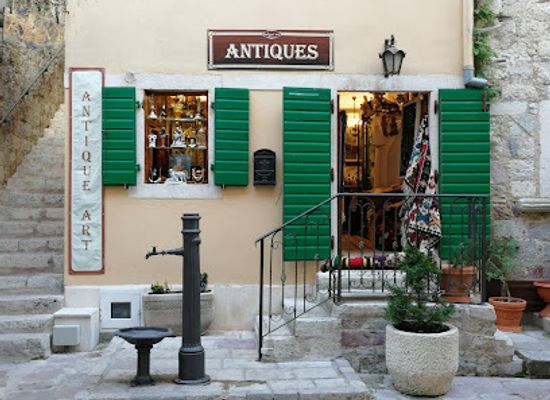 montenegro/kotor/shop/antique-art
