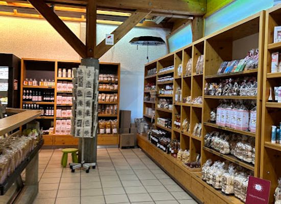 switzerland/emmental/shop/emmentaler-schaukaserei