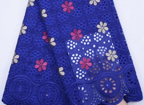 the-gambia/farafenni/shop/ceesay-kunda-women-fabric-shop