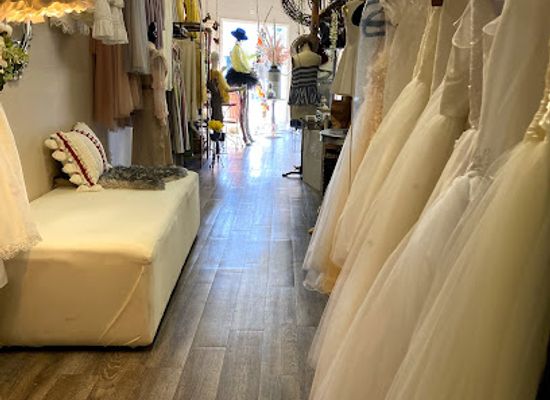 california/turlock/shop/a-twist-of-elegance-boutique