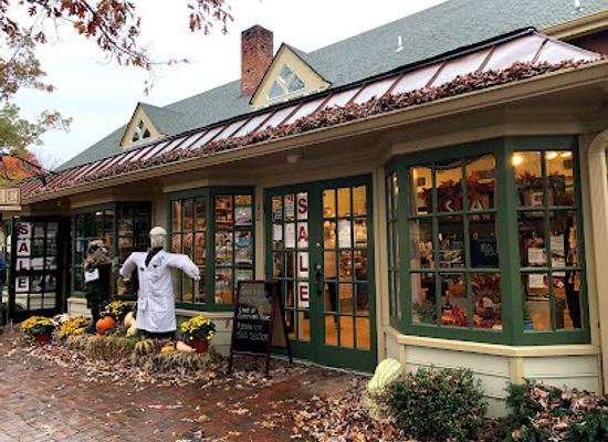 pennsylvania/bald-eagle-state-park/shop/peddler-s-village