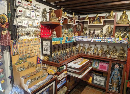 nepal/patan/bangalamukhi-temple/shop/patan-museum-gift-shop