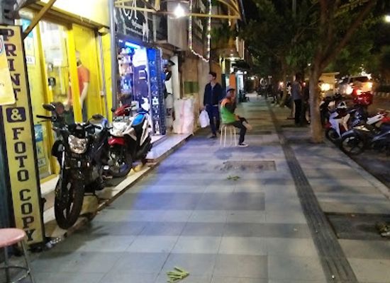 indonesia/surabaya/gubeng/shop/cak-cuk-surabaya-dharmawangsa-store