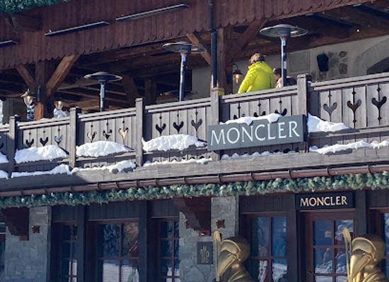 france/meribel/shop/moncler