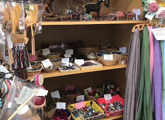 california/palo-alto/shop/una-gift-shop