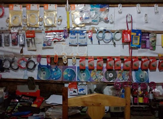 malawi/liwonde-national-park/shop/the-202-shop-fatishu