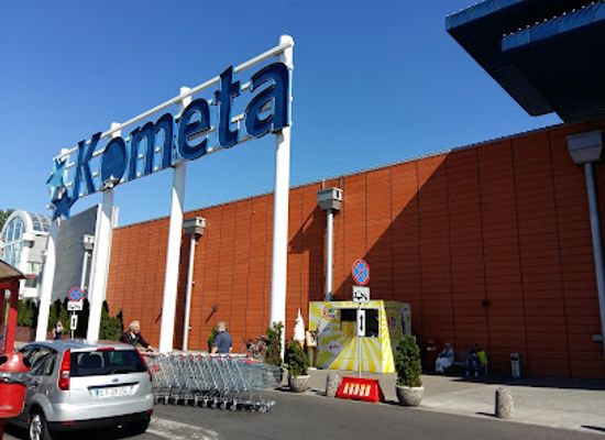 poland/torun/shop/kometa-shopping-center