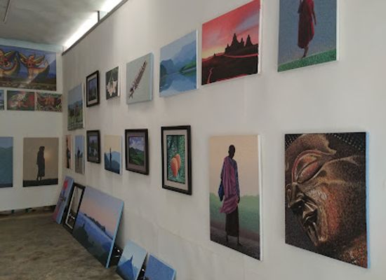 myanmar-burma/mrauk-u/shop/l-amitie-art-gallery
