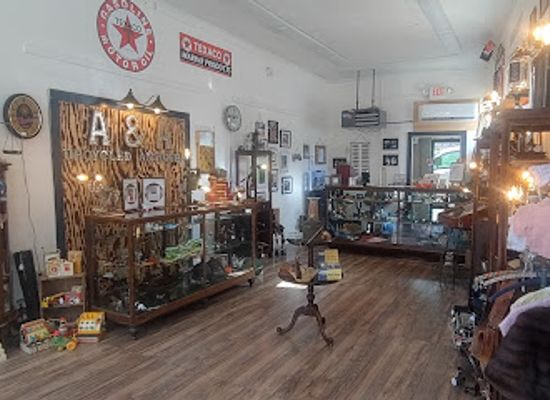 arizona/huachuca-mountains/shop/a-a-upcycled-antiques-light-design