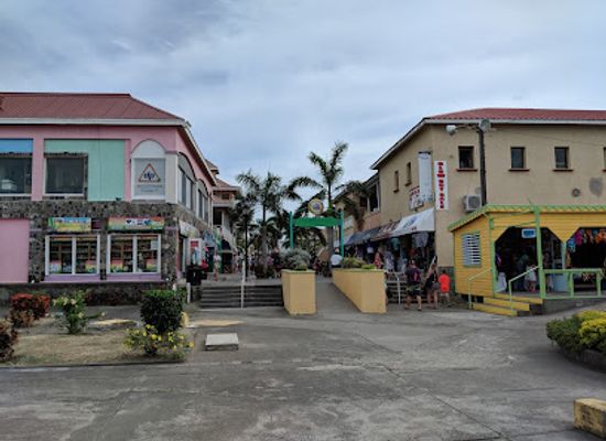 saint-kitts-and-nevis/old-road-town/shop/the-pelican-shopping-mall