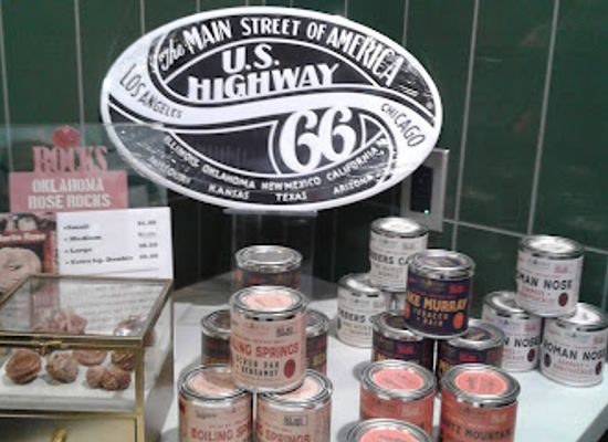 oklahoma/lake-and-trail-country/shop/oklahoma-tourist-center-and-gift-shop