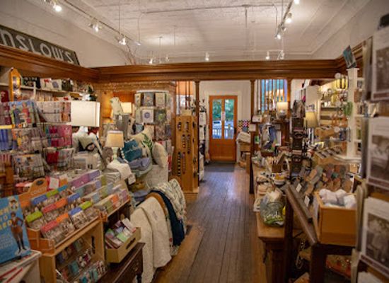 vermont/quechee-gorge/shop/clover-gift-shop