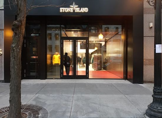 illinois/chicago/gold-coast/shop/stone-island-chicago