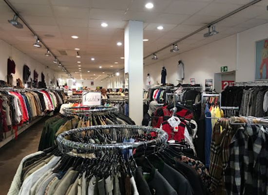 germany/cologne/ehrenfeld/shop/humana-secondhand-vintage