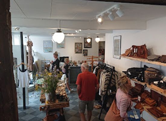 denmark/aro/shop/den-gamle-isenkram