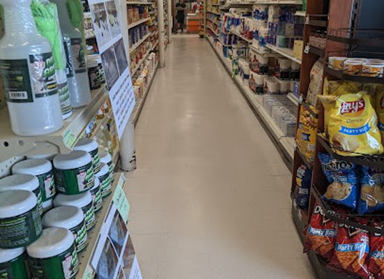 minnesota/grand-marais/shop/johnson-s-foods