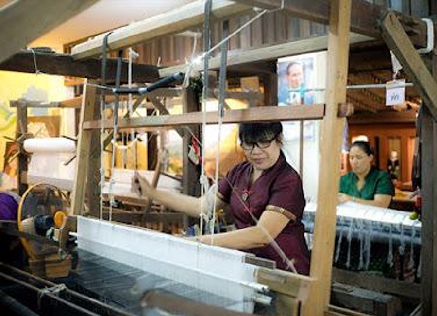 Explore the artistry of silk weaving at Thai Silk Village, a cultural gem in Chiang Mai, showcasing exquisite handicrafts and fashion accessories.