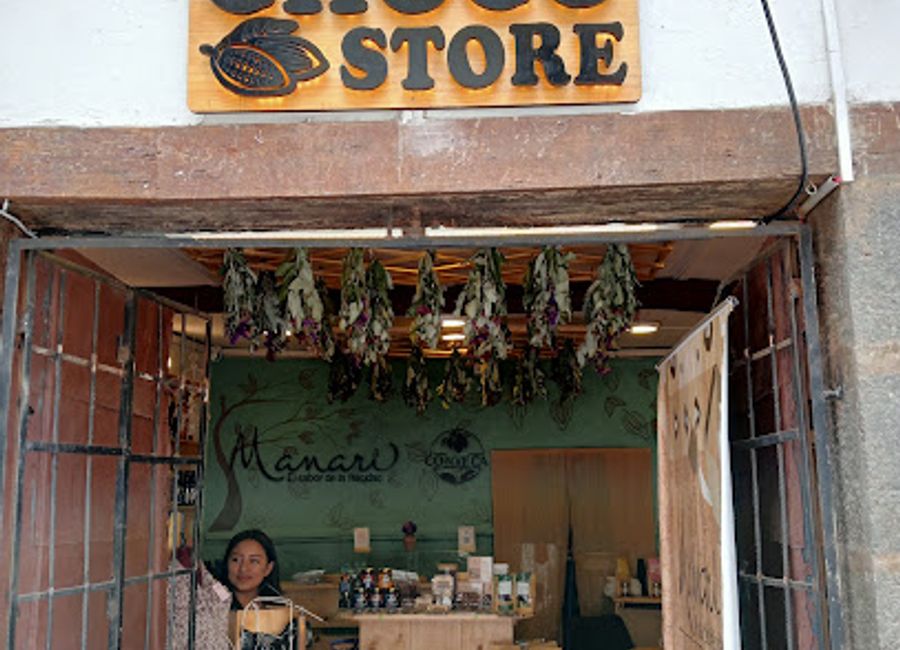 Experience the rich taste of Peruvian chocolate at ChocoStore in Cusco, where sweet delights and local traditions meet for an unforgettable treat.