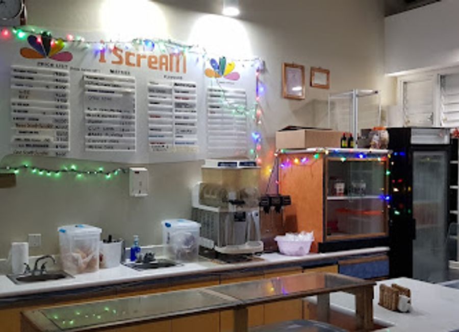 Experience the taste of Jamaica with delicious ice cream at Devon House Ice Cream, the perfect treat for tourists in Port Antonio.
