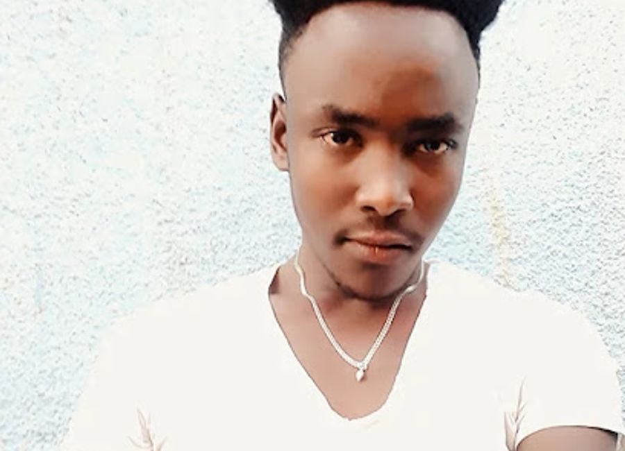 Explore Tujuba in Harar for exquisite batik clothing and experience the vibrant art and culture of Ethiopia.