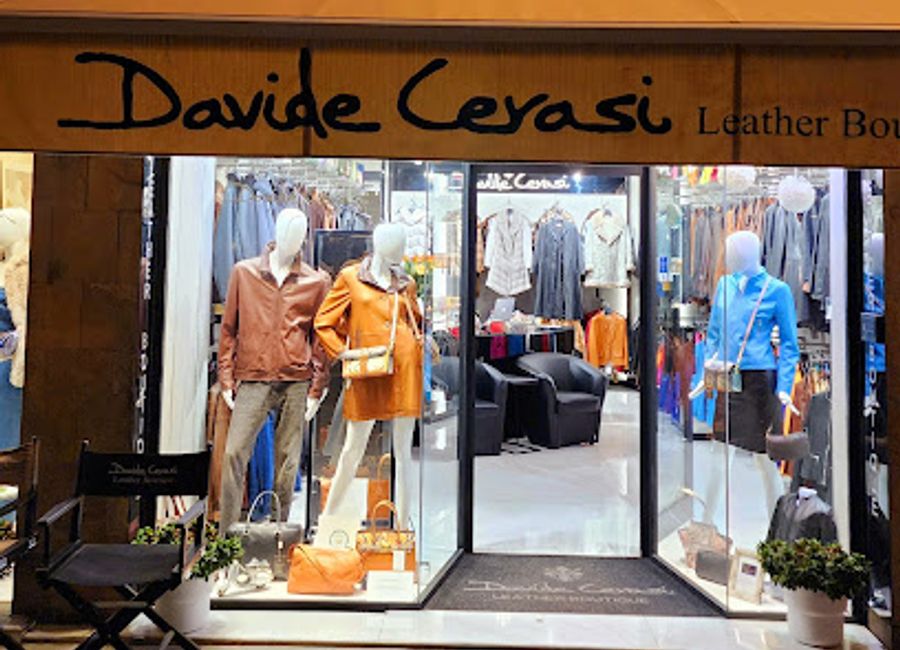 Experience the artistry of Italian leather at Davide Cerasi Leather Boutique, a must-visit destination for luxury shoppers in Florence.